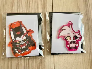 해즈빈 호텔 아크릴 스탠드로도 변하는 아크릴 키링 하스크 엔젤