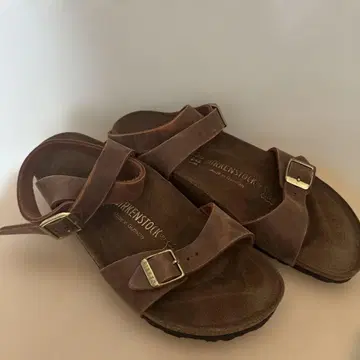 BIRKENSTOCK 브라운 샌들 38