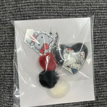 에니마이 복권 토미에 x 헬로키티 B상 하트 키링 블랙 이토 준지