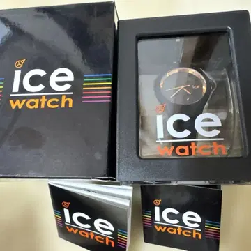 미사용에 가까운 ice watch 스와치 블랙 손목시계