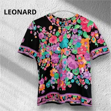 새상품급 LEONARD 레오나르 티셔츠 꽃무늬 트리밍 코튼 반팔 S