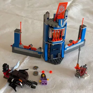 레고 LEGO NEXOKNIGHTS 70324 긁힘 있음