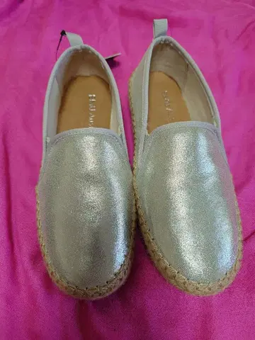 EMU Australia 실버 [택 포함] Gum Metallic