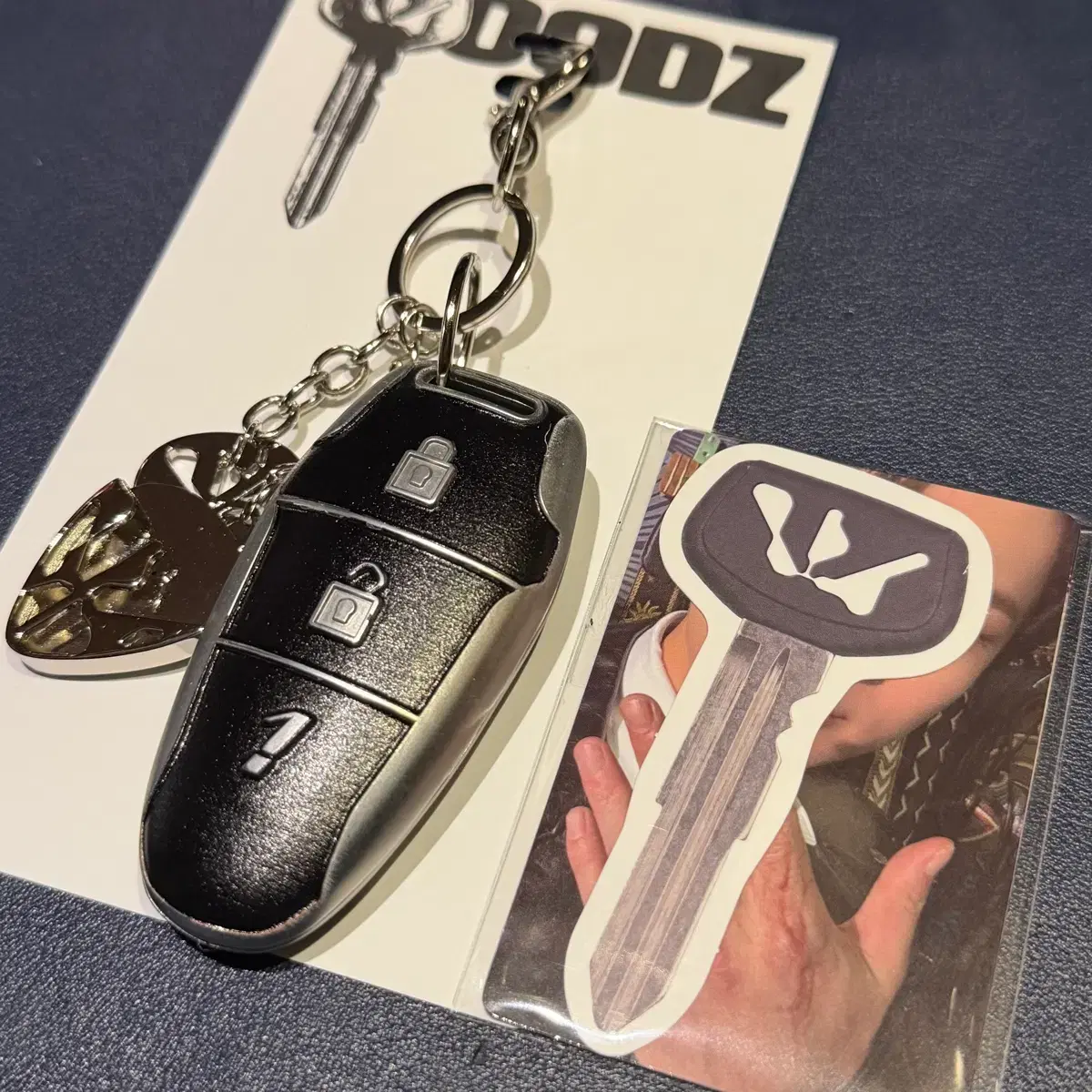 Shop Woodz앨범 on Bunjang Global Site - No more Korean account!
