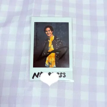 칸 히데요시 사인 폴라로이드