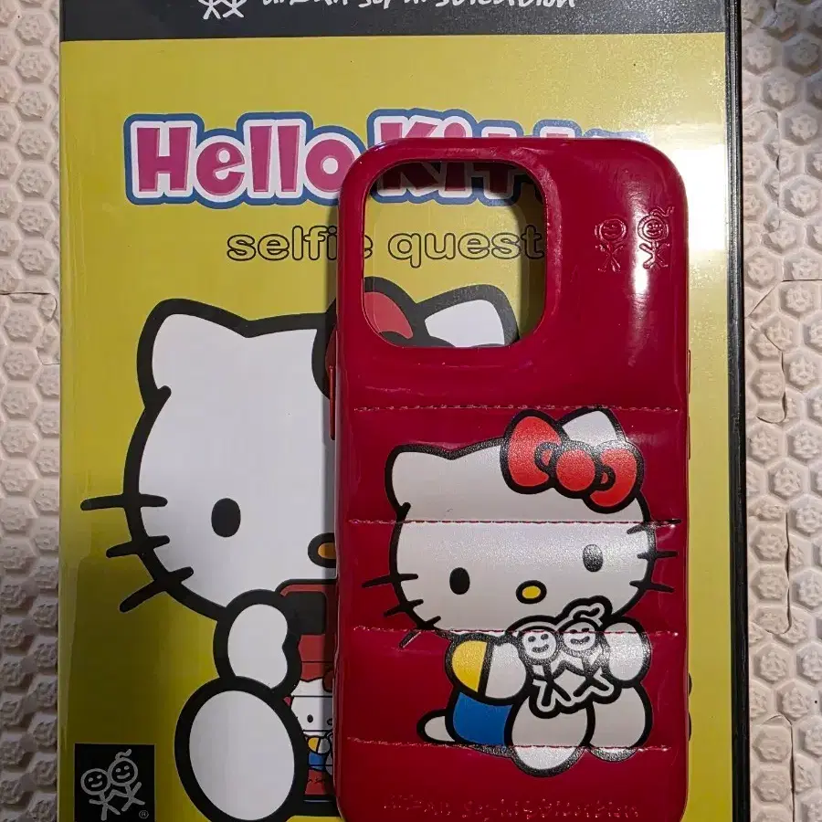 Urban Sophistication Hello Kitty Stud Case iPhone 16 Pro | Bunjang