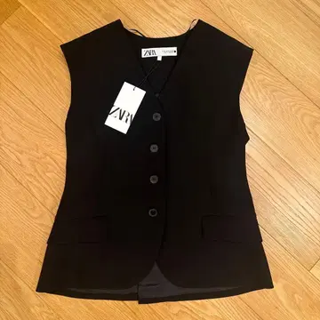 새상품 ZARA 포켓 부착 베스트 M 블랙