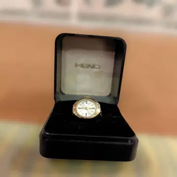 HENO 골드 아날로그 수동 와인딩 시계 정크