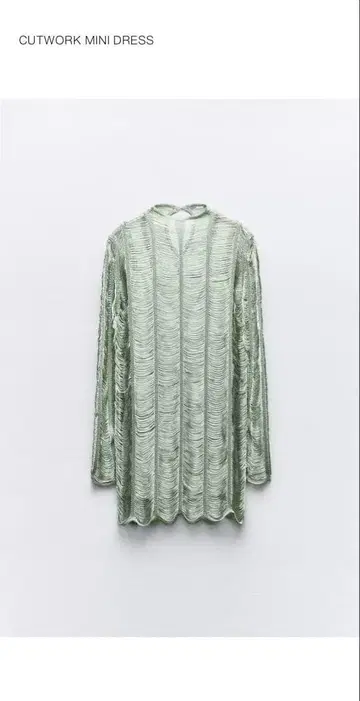 ZARA 오픈워크 니트 미니 원피스입니다.