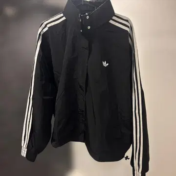 adidas 블랙 스트라이프 자켓