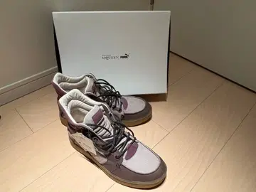 Puma x Alexander McQueen 하이컷 스니커즈
