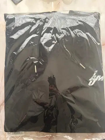 나카지마 켄토 후디