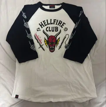 Netflix 기묘한 이야기 HELLFIRECLUB