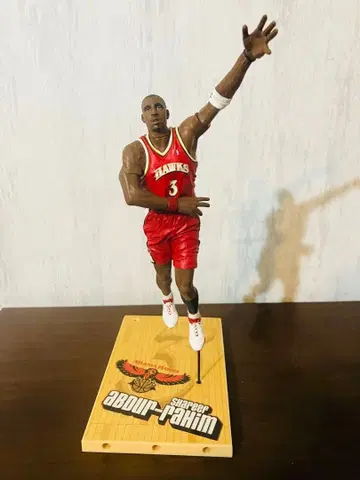 NBA 선수 피규어