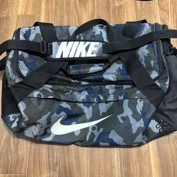 NIKE 나이키 더플백 보스턴 백 카모플라쥬 카모플라주 BA5981