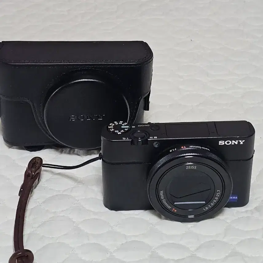 소니 컴팩트 카메라 RX100m4