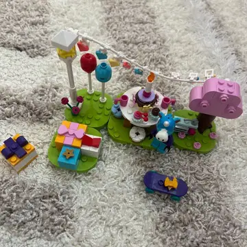 LEGO 레고 동물의 숲 줄리의 벌스데이 파티