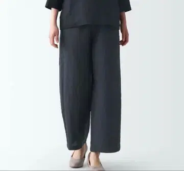 무인양품 프렌치 린넨 스트레이트 팬츠 다크 그레이 S 사이즈