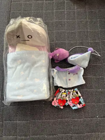 BT21 타통 베드 파자마 & 덤 팬츠 키지라 마스코트 BTS
