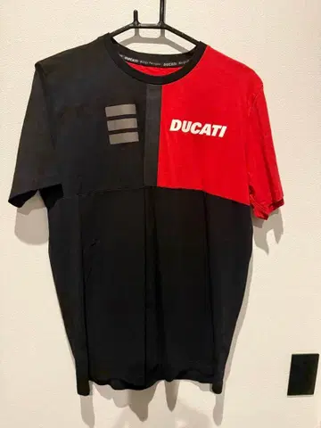DUCATI 티셔츠 M 사이즈 레드/블랙