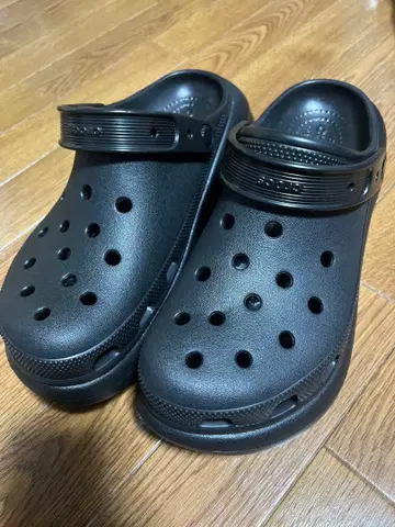 Crocs Classic CRUSH Clog 샌들
