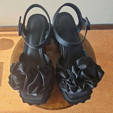 38size 엔폴드 데코라티브 샌들