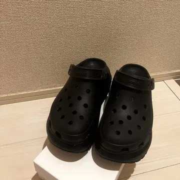 crocs 메가 크러쉬 블랙 24cm