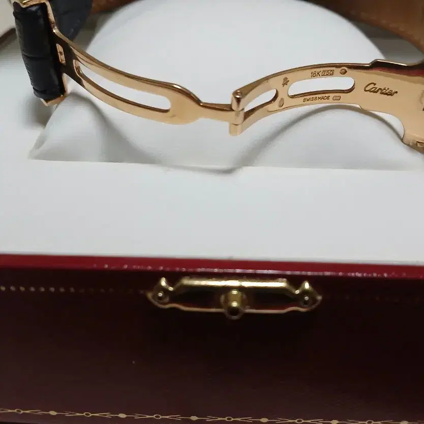 까르띠에 탱크 디버클 18k 금통 오토매틱 풀세트 사진 5