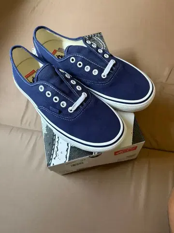 미사용 새상품 USA 기획 스케이트 오센틱 26.5cm