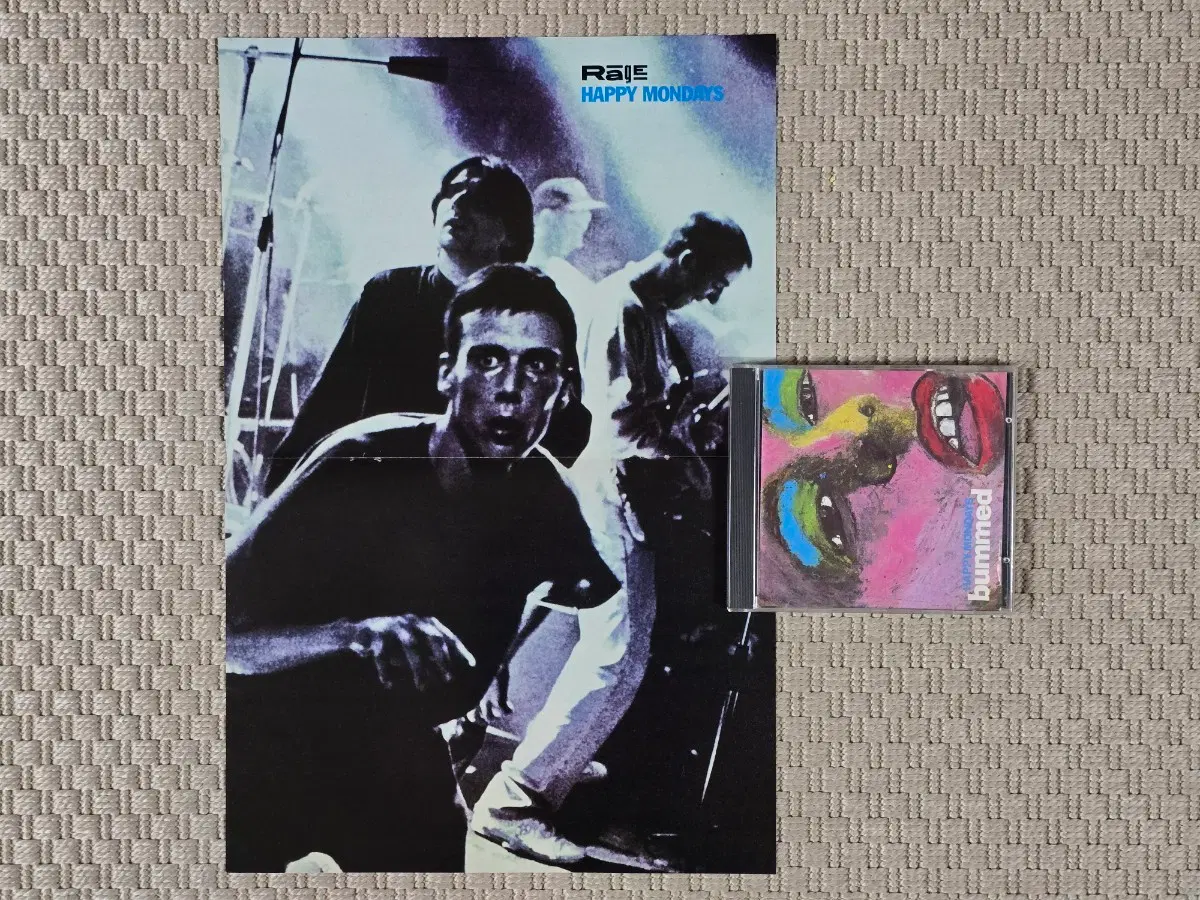VHS oasis 오아시스 - JAPAN TOUR 2002 | 브랜드 중고거래 플랫폼 