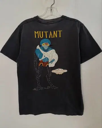 동양 엔터프라이즈 MUTANT 자수 T셔츠 스카잔 홍콩상회