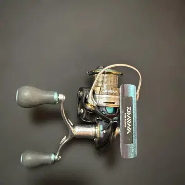 Daiwa 에메랄다스 2500 스피닝 릴