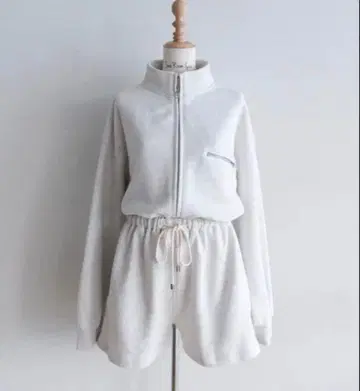 시루무린 하이넥 맨투맨 숏 올인원