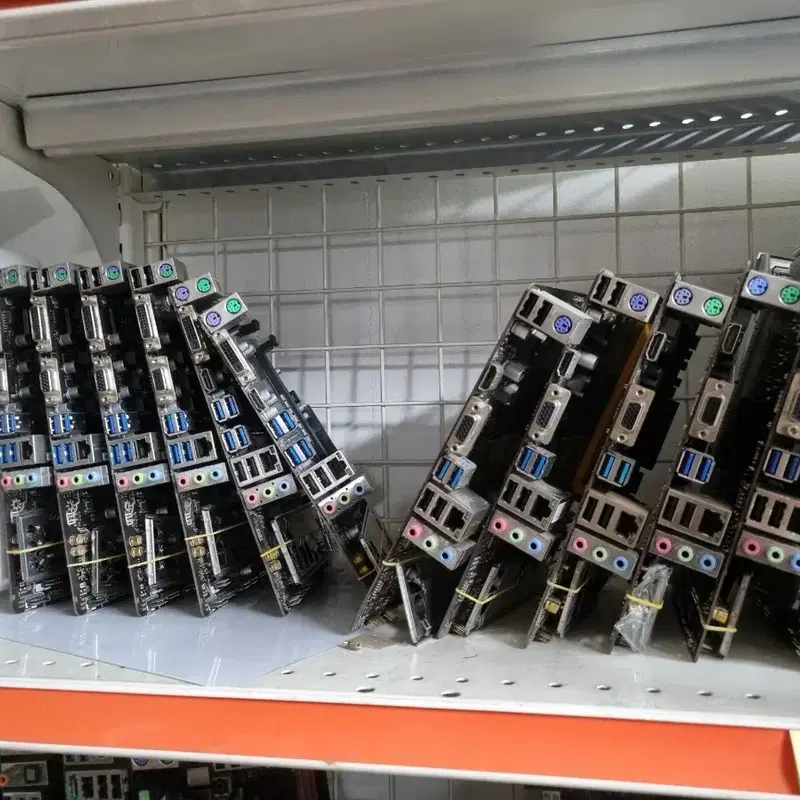 AMD 메인보드 A320 B350 B450 A520