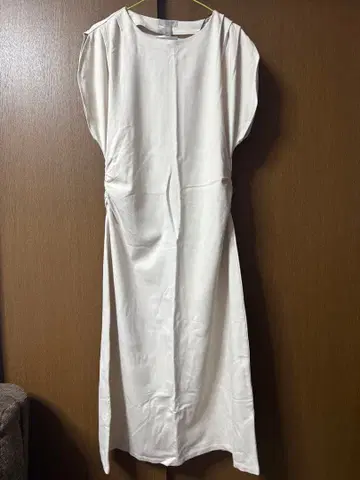 H&M 베이지 슬리브리스 롱 원피스 L 사이즈
