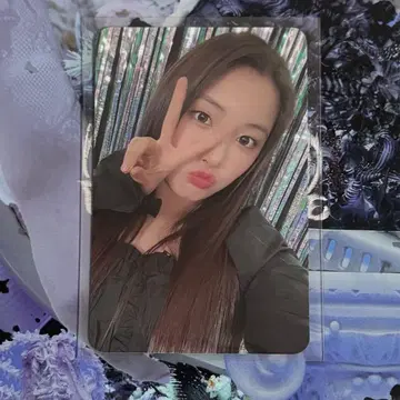 NMIXX 지우 hello82 로스앤젤레스 한정판 트레이딩 카드