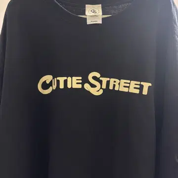 CUTIE STREET 스테디셀러 Tee BIG 실루엣