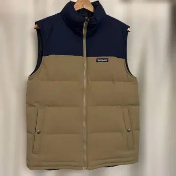 patagonia 리버서블 다운 베스트