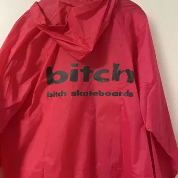 Bitch Skateboards 레인코트 카파