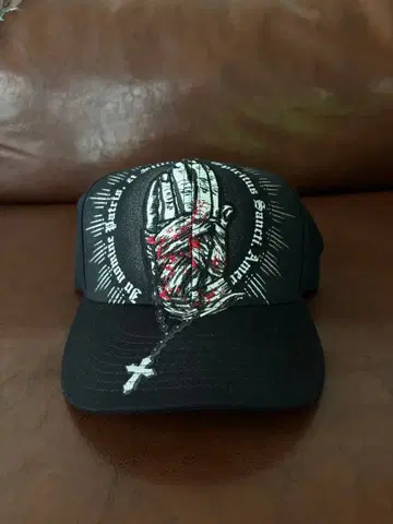 [ 새상품 미사용 ] UFC SILVER STAR 캡