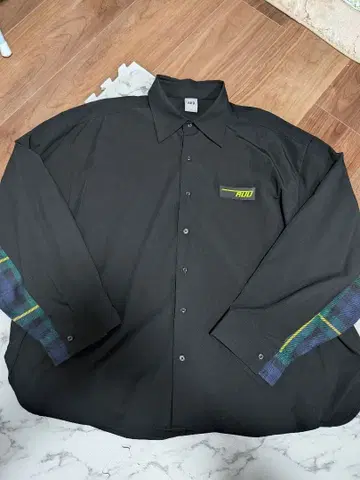 ADD 애드 체크 무늬 절개 디자인 긴팔 셔츠