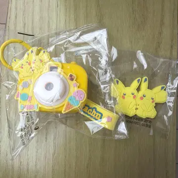 한국 한정판 올리브영 카메라 키링 포켓몬 피카츄 마그넷