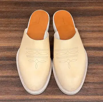 HENDER SCHEME CHEAK LEATHER 샌들