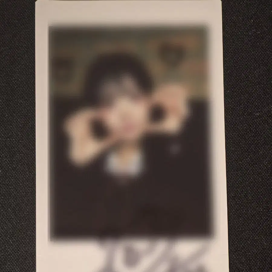 QWER Chodan sign polaroid #QWER쵸단,#쵸단싸인,#쵸단폴라로이드