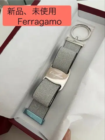 Ferragamo VARA 디자인 키링