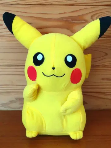피카츄 봉제 인형 약 30cm 반프레스토