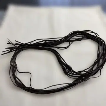 다크 브라운 가죽 프린지 벨트