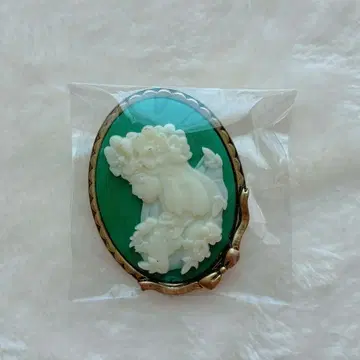 지브리 귀를 기울이면 카메오 브로치 엘프의 여왕 단종품 미사용
