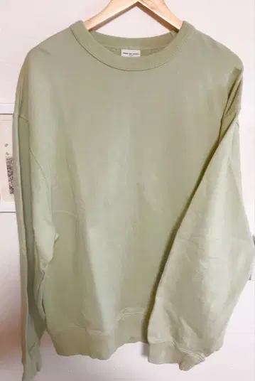 DRIES VAN NOTEN 드리스반노튼 라이트 그린 맨투맨