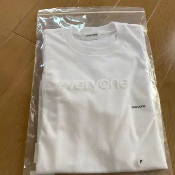 에브리원 everyone 티셔츠